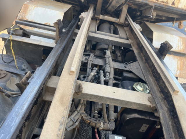 いすゞエルフローダーダンプ小型（2t・3t）[写真16]