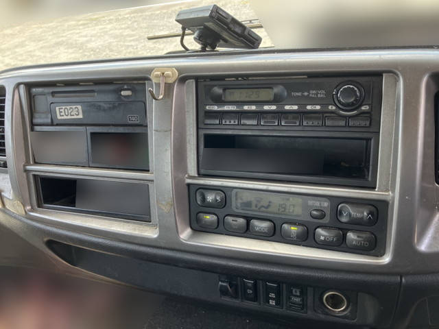 日野レンジャー平ボディ増トン（6t・8t）[写真26]