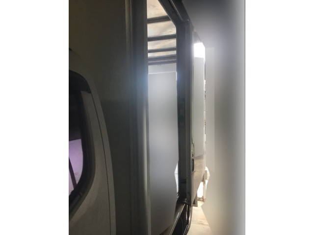 トヨタダイナパネルバン小型（2t・3t）[写真10]