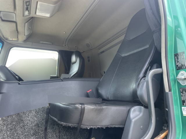 三菱ふそうスーパーグレートクレーン4段大型（10t）[写真28]