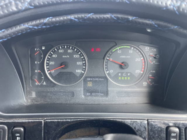 三菱ふそうスーパーグレートクレーン4段大型（10t）[写真35]