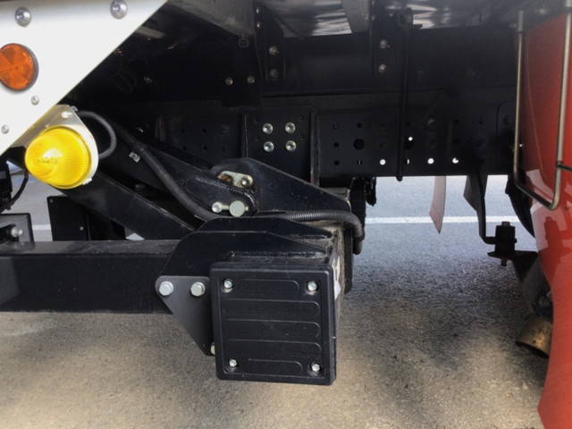 三菱ふそうキャンターアルミウイング小型（2t・3t）[写真20]