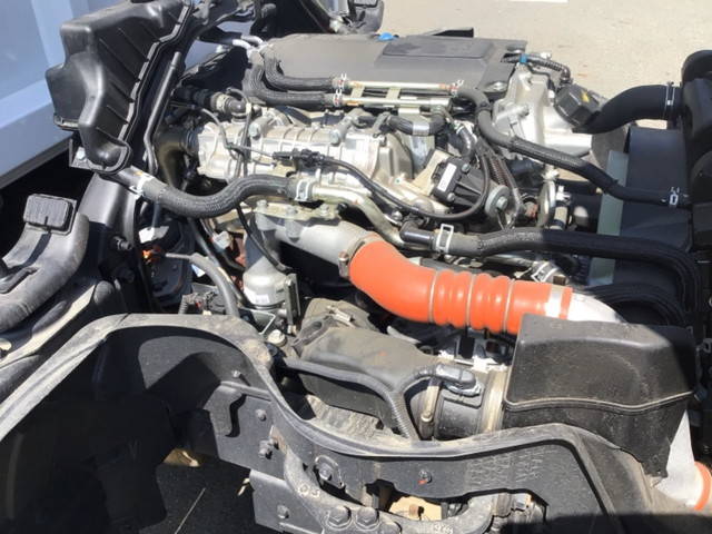 三菱ふそうキャンターアルミウイング小型（2t・3t）[写真27]