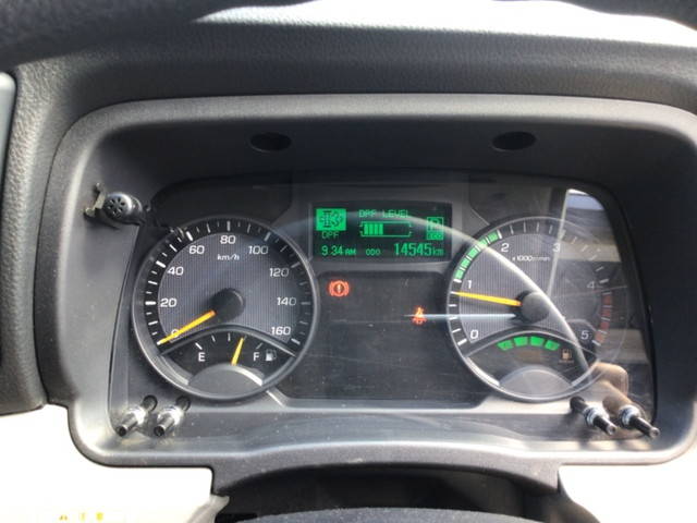 三菱ふそうキャンターアルミウイング小型（2t・3t）[写真32]