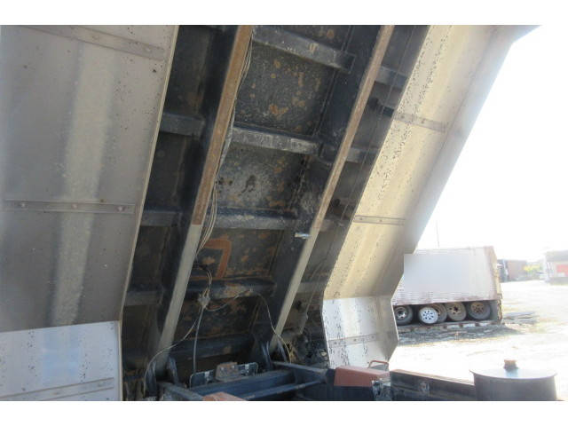 日野プロフィアダンプ大型（10t）[写真23]