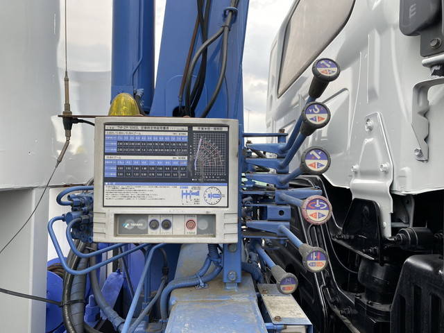 日野プロフィアセルフクレーン4段大型（10t）[写真18]