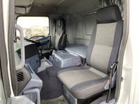 日野プロフィアセルフクレーン4段大型（10t）[写真30]