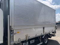 いすゞエルフアルミウイング小型（2t・3t）[写真10]