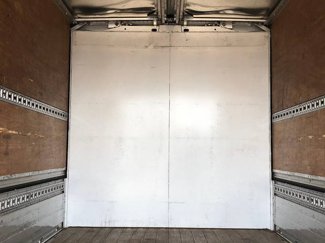 いすゞエルフアルミウイング小型（2t・3t）[写真13]