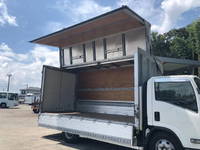 いすゞエルフアルミウイング小型（2t・3t）[写真14]