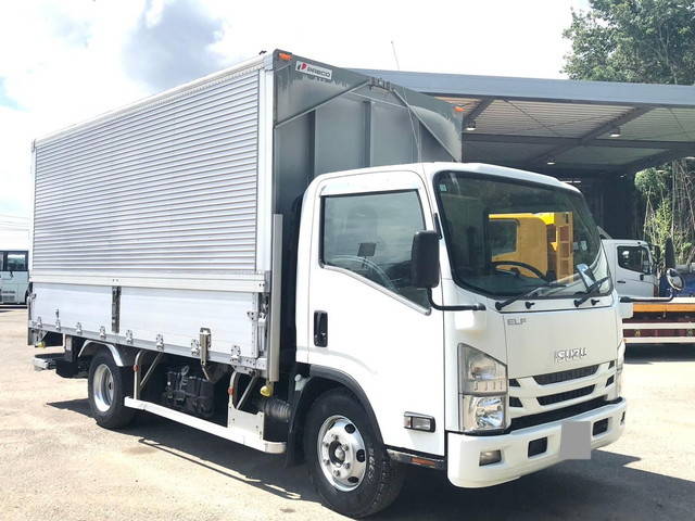 いすゞエルフアルミウイング小型（2t・3t）[写真03]