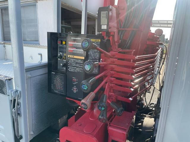 日産アトラスクレーン3段小型（2t・3t）[写真13]