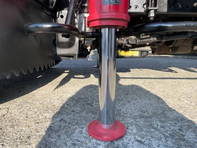 日産アトラスクレーン3段小型（2t・3t）[写真16]