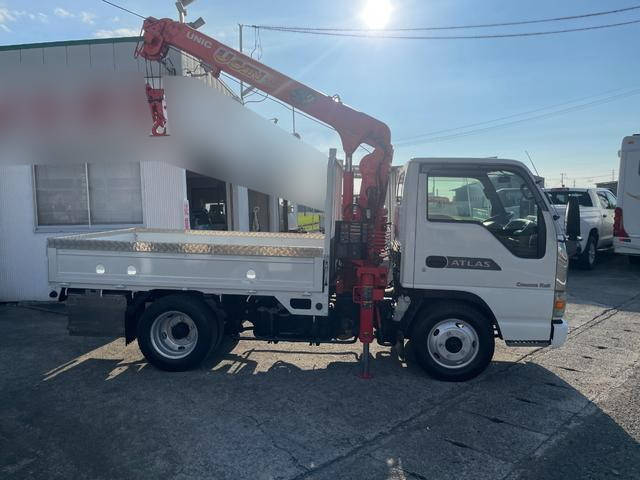 日産アトラスクレーン3段小型（2t・3t）[写真05]