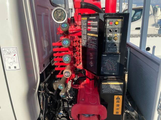 日産アトラスクレーン3段小型（2t・3t）[写真09]