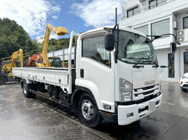 いすゞフォワード平ボディ中型（4t）2RG-FRR90S2 [写真01]