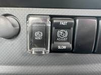 いすゞフォワード平ボディ中型（4t）[写真28]