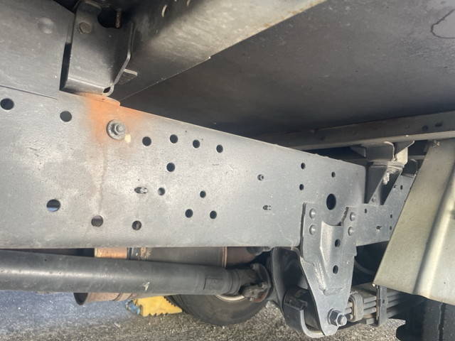 トヨタトヨエース平ボディ小型（2t・3t）[写真13]