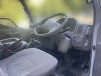 トヨタトヨエース平ボディ小型（2t・3t）[写真21]