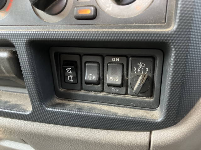 日産アトラス平ボディ小型（2t・3t）[写真20]