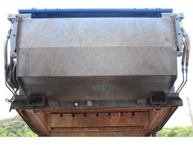 いすゞエルフパッカー車（塵芥車）小型（2t・3t）[写真27]