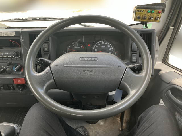 いすゞエルフパッカー車（塵芥車）小型（2t・3t）[写真29]