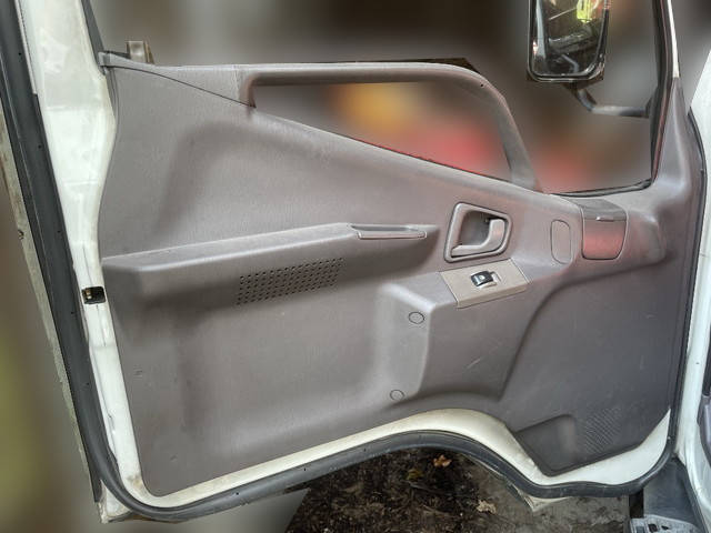 三菱ふそうキャンター家畜運搬車小型（2t・3t）[写真20]