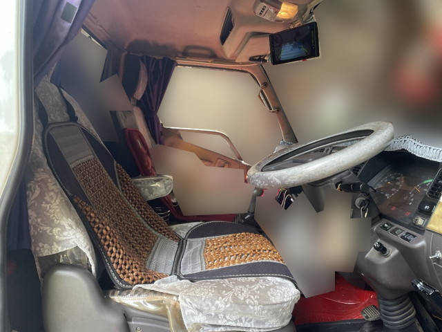 三菱ふそうキャンター家畜運搬車小型（2t・3t）[写真23]