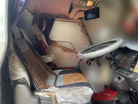 三菱ふそうキャンター家畜運搬車小型（2t・3t）[写真23]