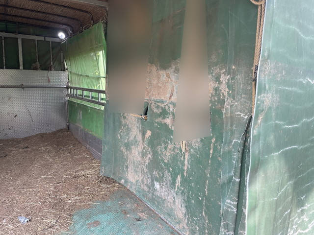 三菱ふそうキャンター家畜運搬車小型（2t・3t）[写真07]