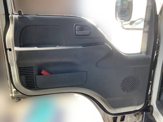 いすゞエルフ高所作業車小型（2t・3t）[写真26]