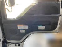 いすゞエルフ高所作業車小型（2t・3t）[写真27]