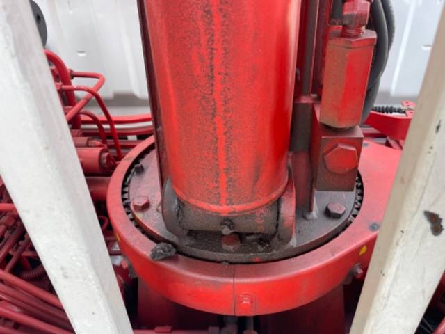 三菱ふそうキャンタークレーン6段小型（2t・3t）[写真10]