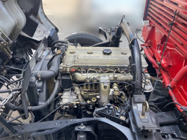 三菱ふそうキャンタークレーン6段小型（2t・3t）[写真24]