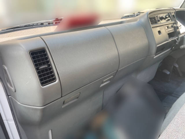 三菱ふそうキャンタークレーン6段小型（2t・3t）[写真26]