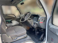 三菱ふそうキャンタークレーン6段小型（2t・3t）[写真28]