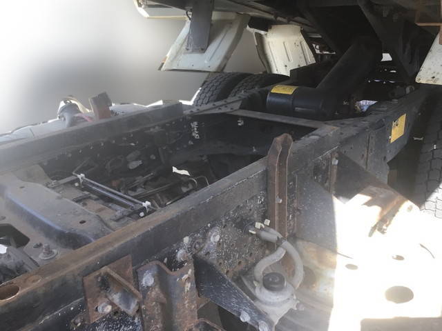 いすゞエルフダンプ小型（2t・3t）[写真11]