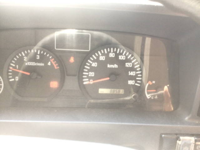 いすゞエルフダンプ小型（2t・3t）[写真23]