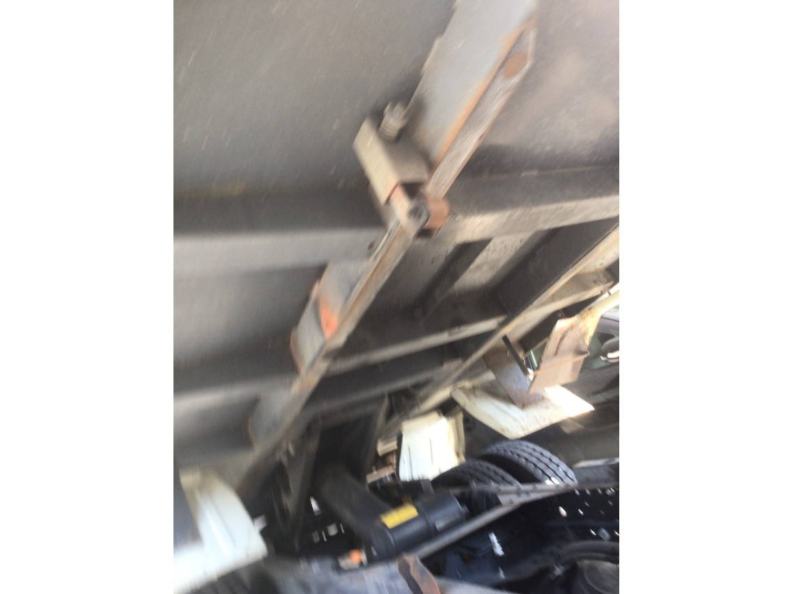 いすゞエルフダンプ小型（2t・3t）[写真09]