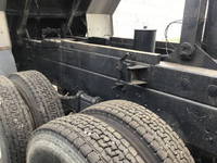 いすゞギガ深ダンプ（土砂禁ダンプ）大型（10t）[写真12]