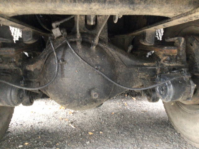 いすゞギガ深ダンプ（土砂禁ダンプ）大型（10t）[写真19]