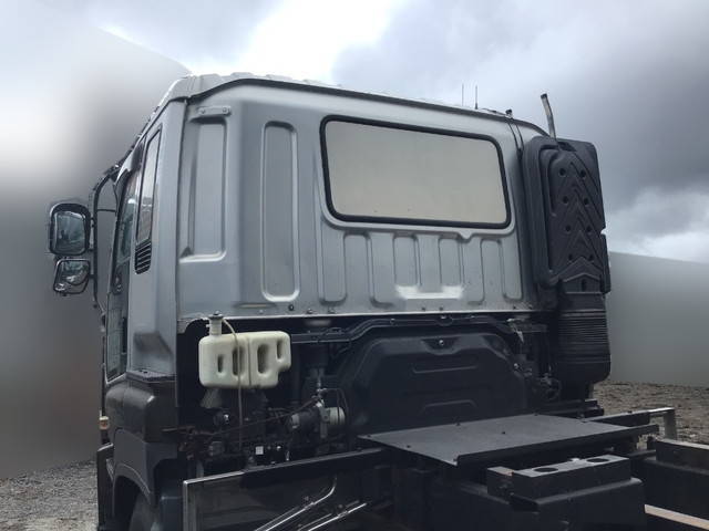 いすゞギガ深ダンプ（土砂禁ダンプ）大型（10t）[写真15]