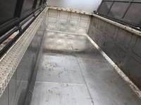 いすゞギガ深ダンプ（土砂禁ダンプ）大型（10t）[写真09]