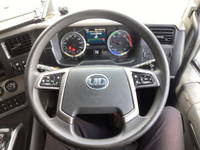 UDトラックスクオントレーラーヘッド（トラクターヘッド）大型（10t）[写真16]