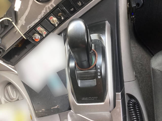 UDトラックスクオントレーラーヘッド（トラクターヘッド）大型（10t）[写真18]