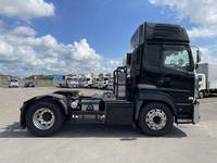 UDトラックスクオントレーラーヘッド（トラクターヘッド）大型（10t）[写真06]