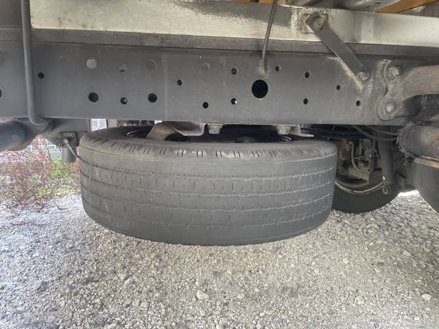 日野デュトロ平ボディ小型（2t・3t）[写真13]