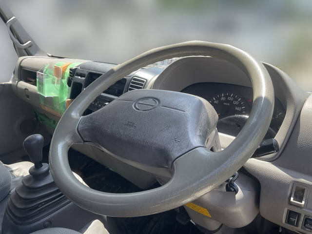 日野デュトロ平ボディ小型（2t・3t）[写真21]