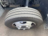 三菱ふそうキャンター平ボディ小型（2t・3t）[写真11]