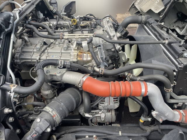 三菱ふそうキャンター平ボディ小型（2t・3t）[写真18]